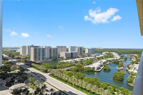 Copropriété à louer à Sunny Isles Beach, Floride: 1 chambre, 82.03 m2 № 2253495 - photo 25