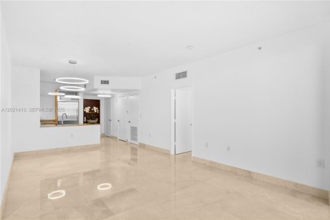 Copropriété à louer à Sunny Isles Beach, Floride: 1 chambre, 82.03 m2 № 2253495 - photo 6