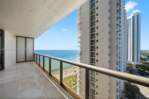 Copropriété à louer à Sunny Isles Beach, Floride: 1 chambre, 82.03 m2 № 2253495 - photo 22