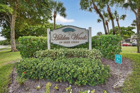 Condo in Deerfield Beach, Florida, 2 bedrooms  № 2038675 - photo 29
