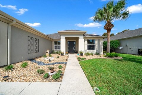 Casa en venta en Ocala, Florida, 3 dormitorios, 181.9 m2 № 2204450 - foto 2