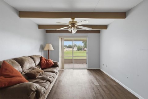 Condo in Lake Wales, Florida, 1 bedroom  № 2218083 - photo 12