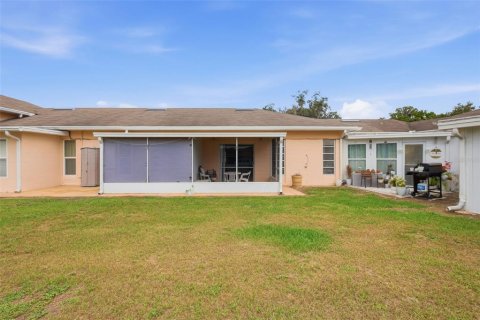 Condo in Lake Wales, Florida, 1 bedroom  № 2218083 - photo 3