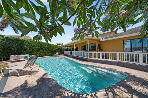Villa ou maison à vendre à Belleair Beach, Floride: 4 chambres, 293.94 m2 № 1906388 - photo 24