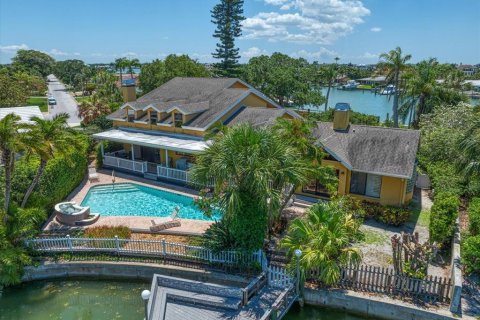 Villa ou maison à vendre à Belleair Beach, Floride: 4 chambres, 293.94 m2 № 1906388 - photo 3