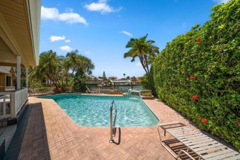Villa ou maison à vendre à Belleair Beach, Floride: 4 chambres, 293.94 m2 № 1906388 - photo 22