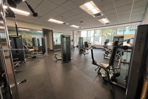 Купить кондоминиум в Майами, Флорида 46.73м2, № 1692775 - фото 2