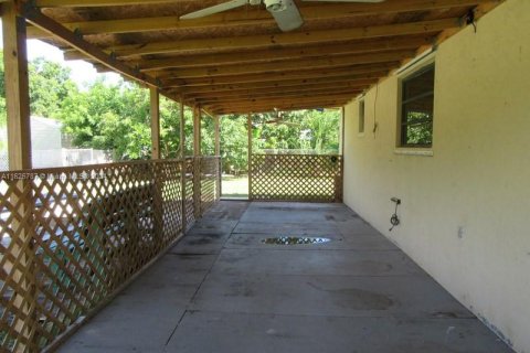 House in Homestead, Florida 1 bedroom, 76.55 sq.m. № 1281048 - photo 13