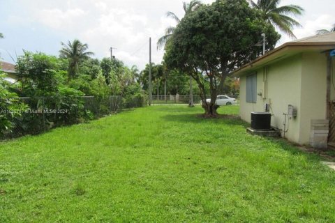 House in Homestead, Florida 1 bedroom, 76.55 sq.m. № 1281048 - photo 12