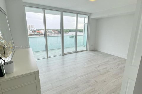 Condo in Sunny Isles Beach, Florida, 3 bedrooms  № 1883826 - photo 7