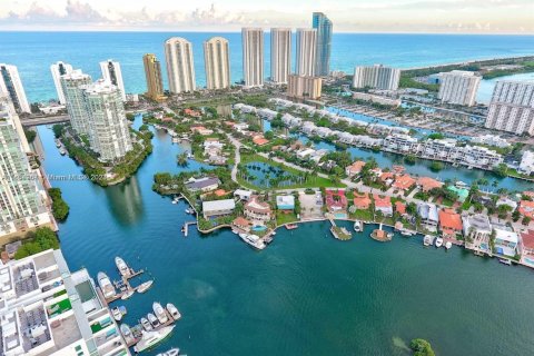 Condo in Sunny Isles Beach, Florida, 3 bedrooms  № 1883826 - photo 21