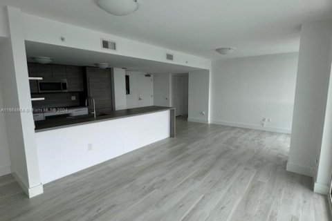 Condo in Sunny Isles Beach, Florida, 3 bedrooms  № 1883826 - photo 6
