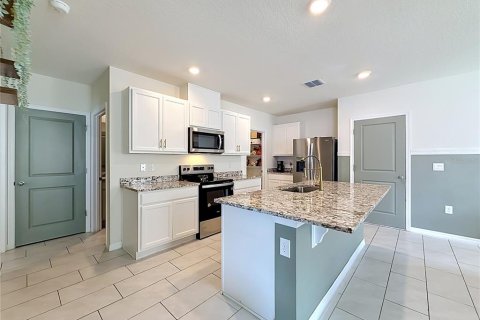 Villa ou maison à vendre à Umatilla, Floride: 5 chambres, 228.26 m2 № 2406582 - photo 9