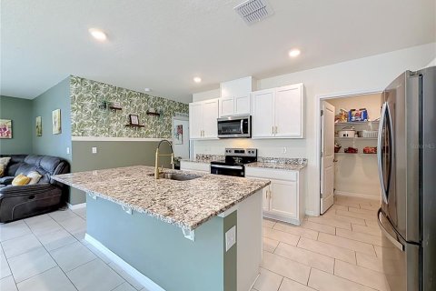 Villa ou maison à vendre à Umatilla, Floride: 5 chambres, 228.26 m2 № 2406582 - photo 13