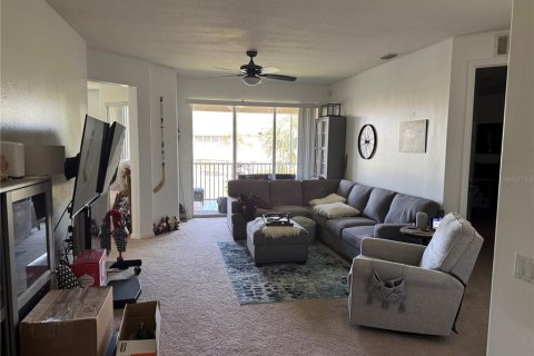Adosado en alquiler en Sarasota, Florida, 3 dormitorios, 189.99 m2 № 1735022 - foto 13