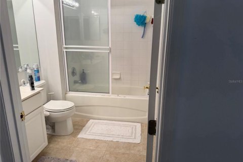 Adosado en alquiler en Sarasota, Florida, 3 dormitorios, 189.99 m2 № 1735022 - foto 22