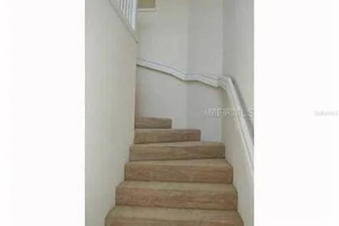 Adosado en alquiler en Sarasota, Florida, 3 dormitorios, 189.99 m2 № 1735022 - foto 5