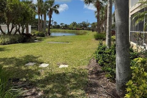 Adosado en alquiler en Sarasota, Florida, 3 dormitorios, 189.99 m2 № 1735022 - foto 28