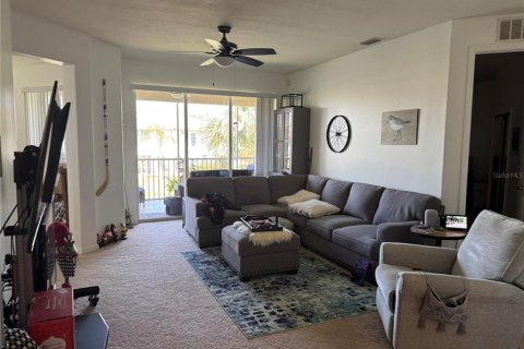 Adosado en alquiler en Sarasota, Florida, 3 dormitorios, 189.99 m2 № 1735022 - foto 11