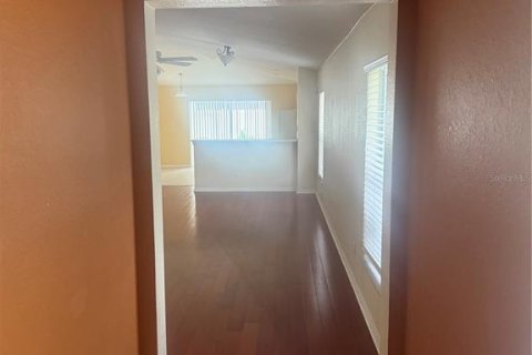 Villa ou maison à louer à Riverview, Floride: 3 chambres, 142.14 m2 № 2386471 - photo 3