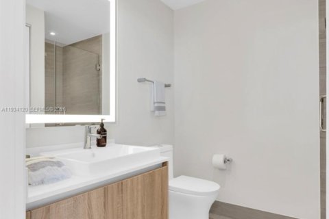 Condo in Aventura, Florida, 1 bedroom  № 2088802 - photo 16