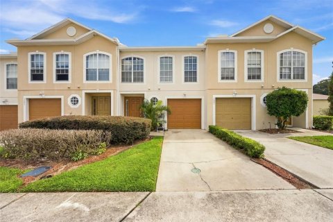 Townhouse in Lakeland, Florida 3 bedrooms, 164.53 sq.m. № 2360372