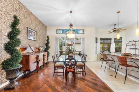 House in Lake Worth, Florida 3 bedrooms, 207.36 sq.m. № 2181241 - photo 12
