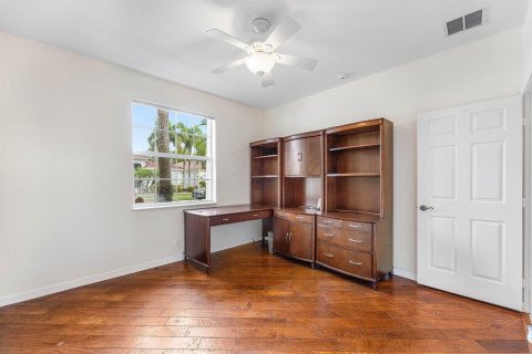 House in Lake Worth, Florida 3 bedrooms, 207.36 sq.m. № 2181241 - photo 21