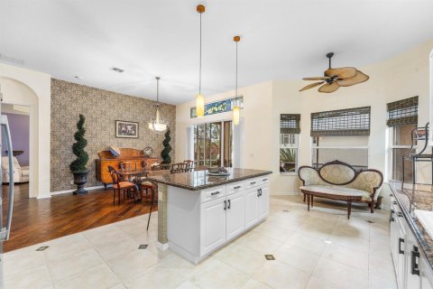 House in Lake Worth, Florida 3 bedrooms, 207.36 sq.m. № 2181241 - photo 19