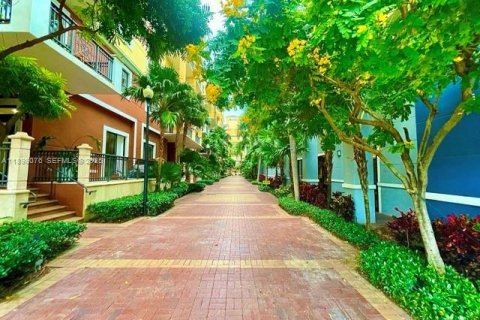 Condominio en alquiler en Miami, Florida, 2 dormitorios, 106.37 m2 № 1949857 - foto 27