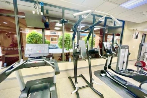 Condominio en alquiler en Miami, Florida, 2 dormitorios, 106.37 m2 № 1949857 - foto 23