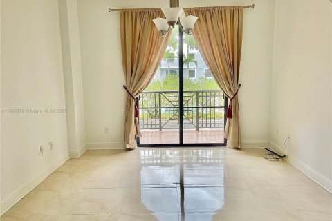 Condominio en alquiler en Miami, Florida, 2 dormitorios, 106.37 m2 № 1949857 - foto 9