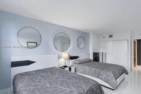 Copropriété à vendre à Sunny Isles Beach, Floride: 2 chambres, 139.82 m2 № 2076694 - photo 11