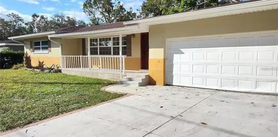 Villa ou maison à Clearwater, Floride 3 chambres, 169.92 m2 № 1820983