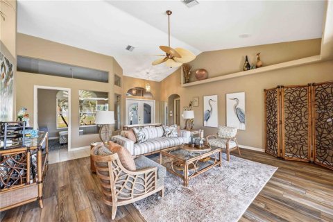 Villa ou maison à vendre à Rotonda, Floride: 3 chambres, 170.38 m2 № 2143024 - photo 11