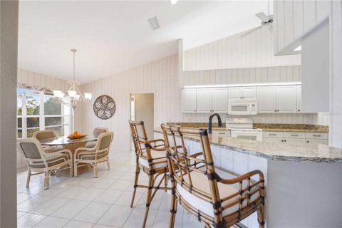 Villa ou maison à vendre à Rotonda, Floride: 3 chambres, 170.38 m2 № 2143024 - photo 13