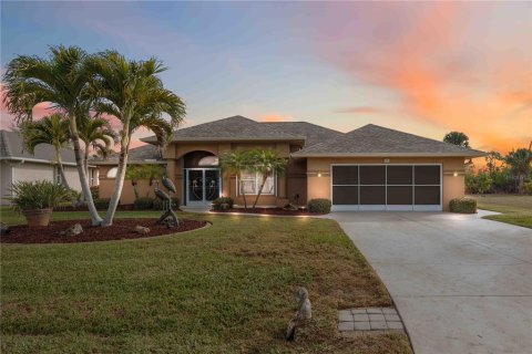 Villa ou maison à Rotonda, Floride 3 chambres, 170.38 m2 № 2143024