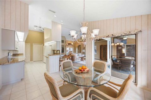 Villa ou maison à vendre à Rotonda, Floride: 3 chambres, 170.38 m2 № 2143024 - photo 15