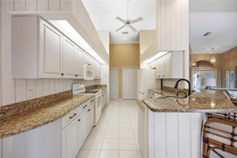Villa ou maison à vendre à Rotonda, Floride: 3 chambres, 170.38 m2 № 2143024 - photo 18