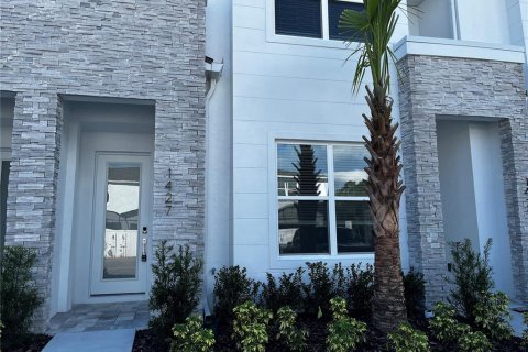 Touwnhouse à Clermont, Floride 3 chambres, 172.15 m2 № 2099839
