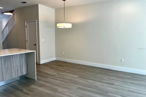 Touwnhouse à louer à Clermont, Floride: 3 chambres, 172.15 m2 № 2099839 - photo 23
