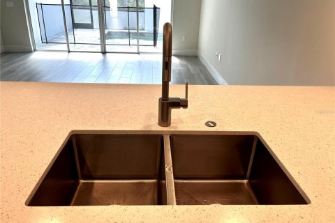 Touwnhouse à louer à Clermont, Floride: 3 chambres, 172.15 m2 № 2099839 - photo 30