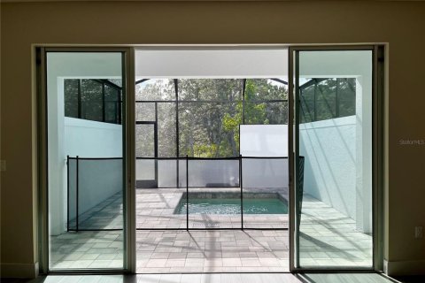 Touwnhouse à louer à Clermont, Floride: 3 chambres, 172.15 m2 № 2099839 - photo 13