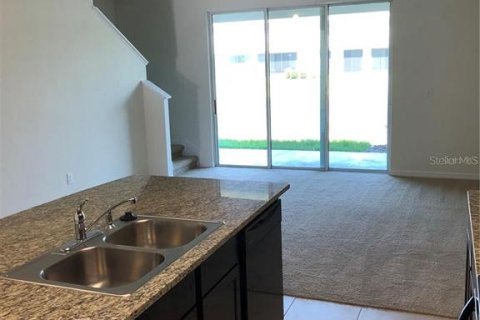 Adosado en alquiler en Riverview, Florida, 3 dormitorios, 155.43 m2 № 1869684 - foto 3