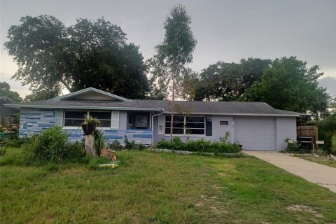 Casa en venta en Port Richey, Florida, 2 dormitorios, 111.85 m2 № 1835033 - foto 1