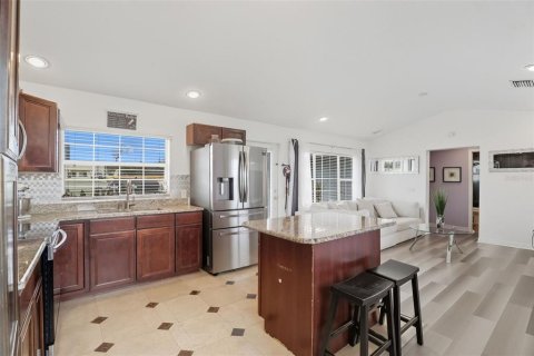 Immobilier commercial à vendre à Orlando, Floride: 209.12 m2 № 1914675 - photo 28
