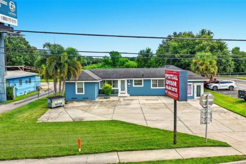 Immobilier commercial à vendre à Orlando, Floride: 209.12 m2 № 1914675 - photo 1