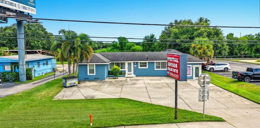 Immobilier commercial à Orlando, Floride 209.12 m2 № 1914675