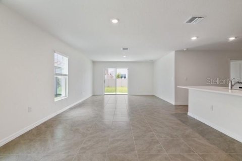 Villa ou maison à louer à Ocala, Floride: 5 chambres, 230.49 m2 № 2156515 - photo 3