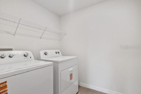 Villa ou maison à louer à Ocala, Floride: 5 chambres, 230.49 m2 № 2156515 - photo 17